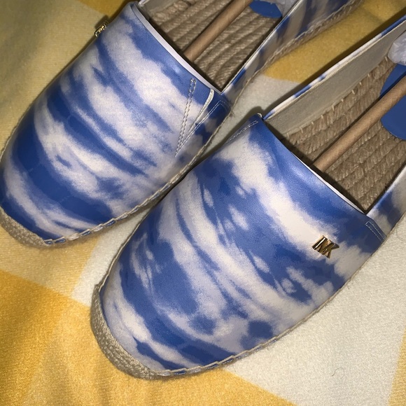KENDRICK SLIP ON SHOES - Picture 3 of 5